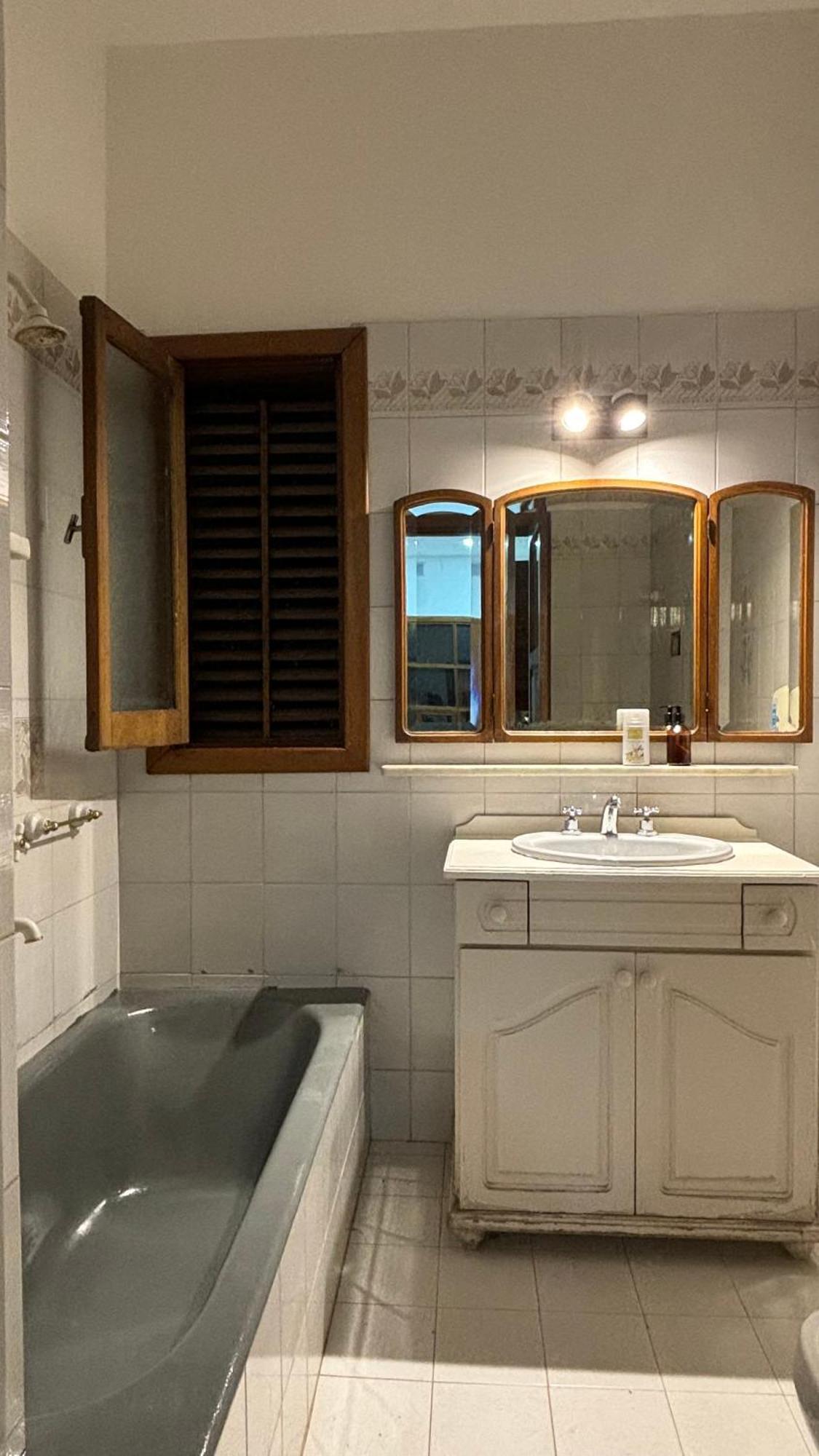 Casa de Férias Casa En Nueva Con Patio Y Asador Córdova