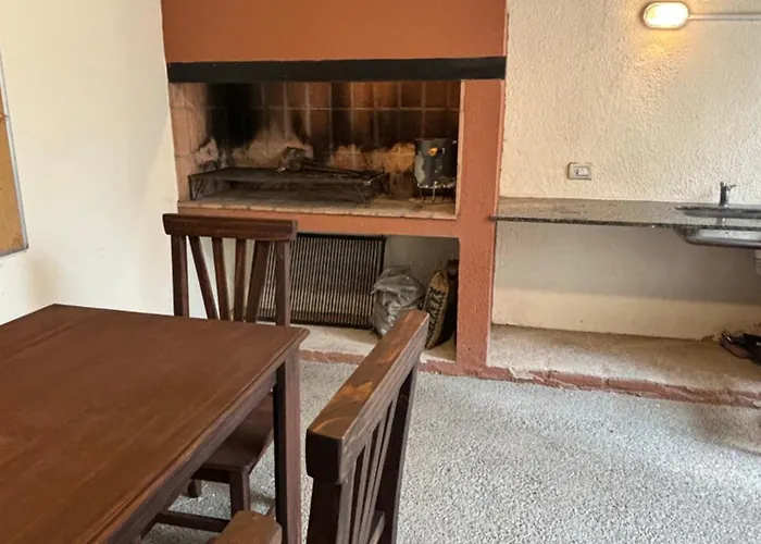 Casa En Nueva Cordoba Con Patio Y Asador